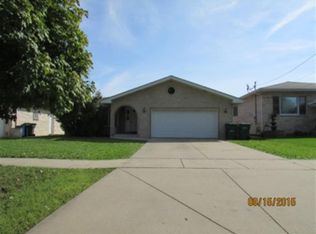 8639 Lavergne Ave, Burbank, IL 60459