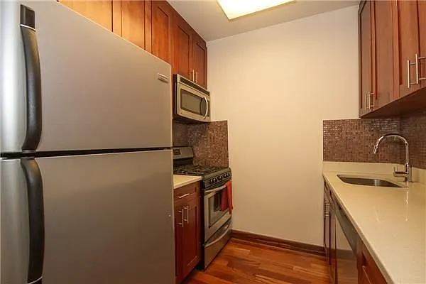 Rented by Nest Seekers International | media 16