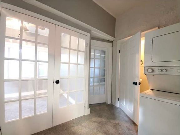 5th image of 3334 Bowen Ave