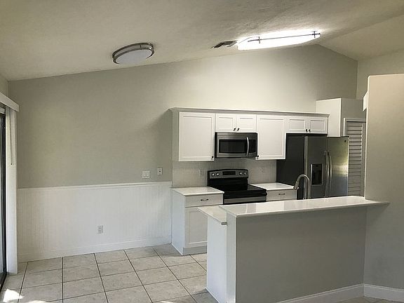5th image of 1302 SW Jericho Ave