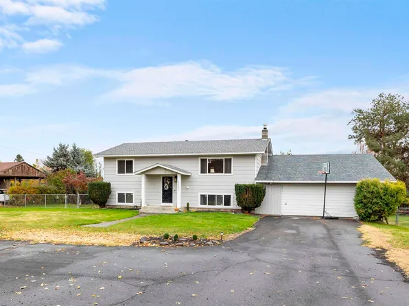 2202 Hill Dr, Grandview, WA 98930