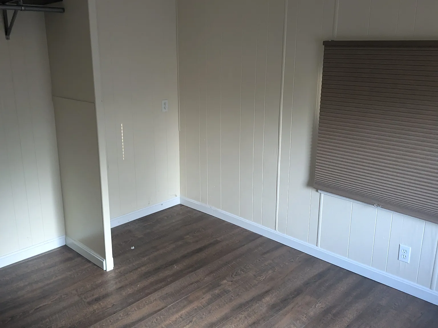 8664 Doris St — Photo 2