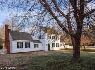 1 Magnolia Rd, Mathews, VA 23109