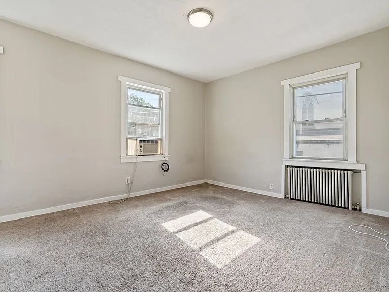 571 Washington Avenue — Photo 16