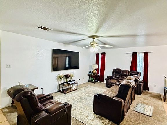 4th image of 617 Deloris Dr
