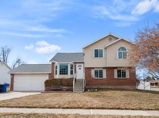 977 N 275 W, Bountiful, UT 84010