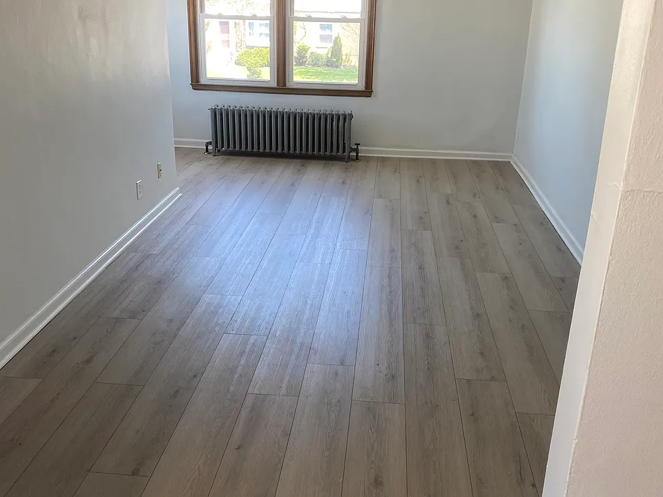 402 N Broad St #2