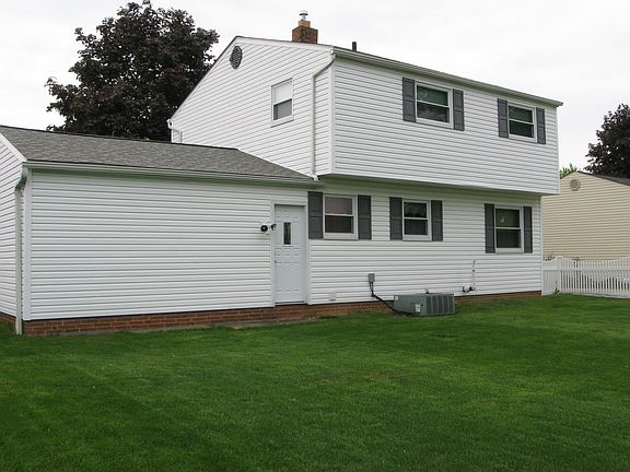2nd image of 1020 E 346th St