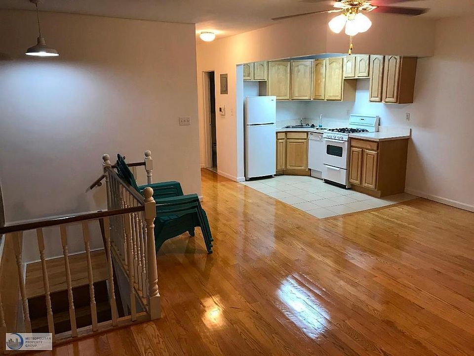 1st image of 51 W 69th St APT 1c