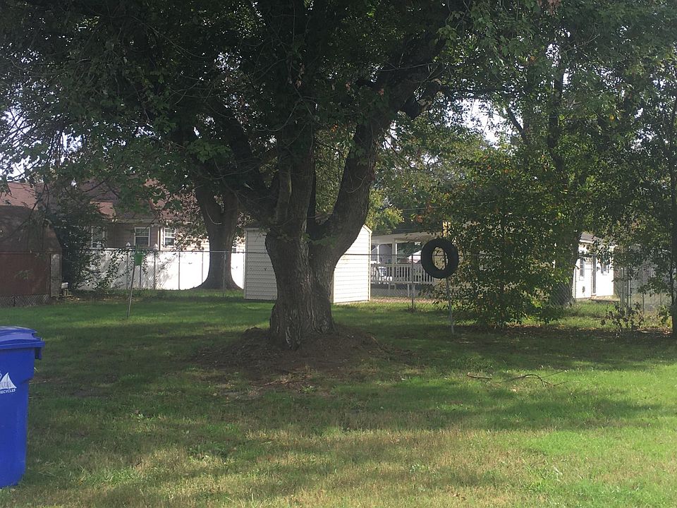 2nd image of 307 Avondale Rd