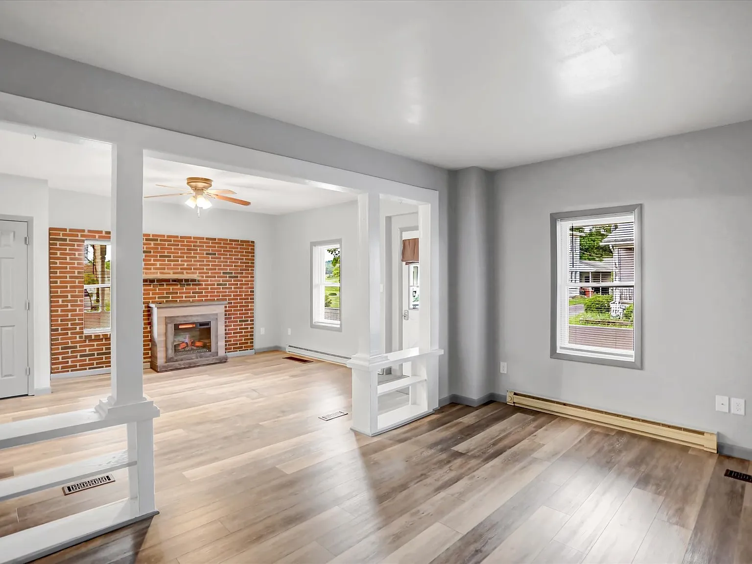 Beautiful, spacious 3 bed 2 bath single family home for rent — Photo 3