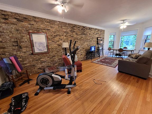2nd image of 1434 W Summerdale Ave #3