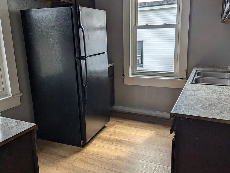 1503 Elm Ave #B — Photo 4