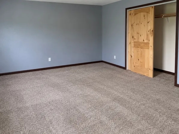 4200 Mac Rd #13, Fulton, MO 65251