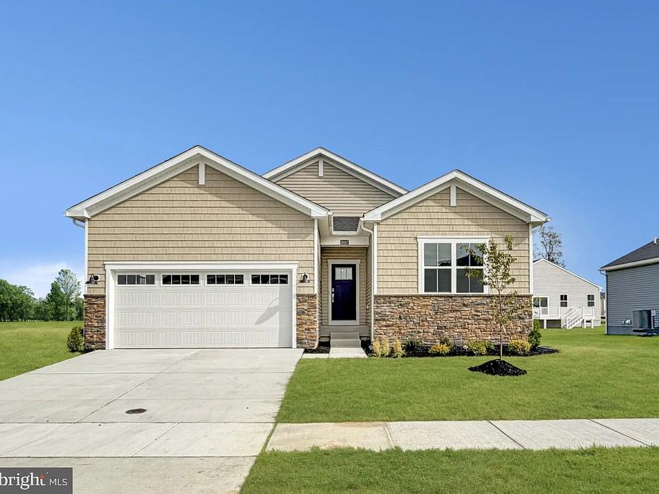 1st image of 28187 Kingsbury Ln
