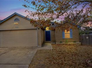 715 Maplecreek Dr, Leander, TX 78641