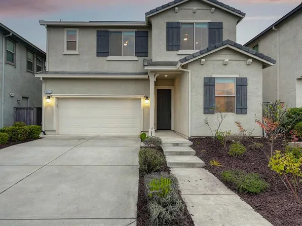 8486 Belcastel Way, Fair Oaks, CA 95628