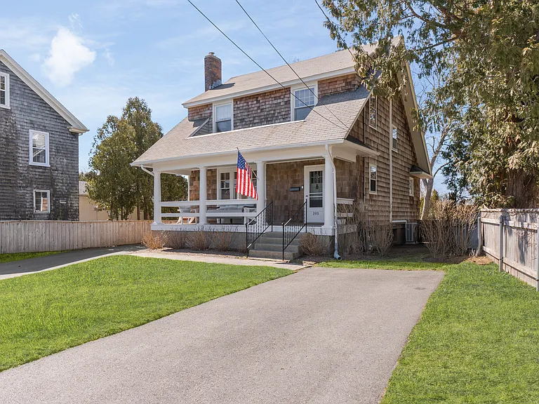 193 Coggeshall Ave — Photo 29