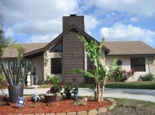 541 SE Ron Rico Ter, Port Saint Lucie, FL 34983