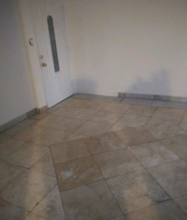 1st image of 4805 Westmoreland Dr APT 4