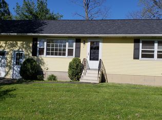 3 Daniel St, Rensselaer, NY 12144