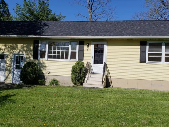 3 Daniel St, Rensselaer, NY 12144