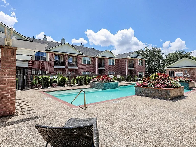 2865 Westhollow Dr #3 — Photo 32