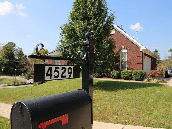 2nd image of 4529 Stone Wynde Dr