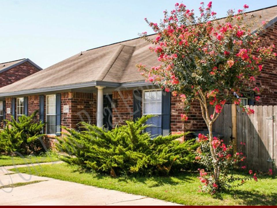 1st image of 2330 Pintail Ln