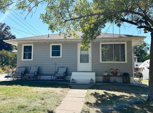 517 E Park St, West Point, NE 68788