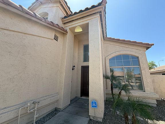 3rd image of 2346 S Navajo Way