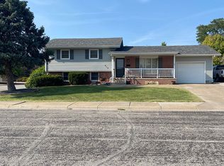 315 W 32nd St, Hays, KS 67601