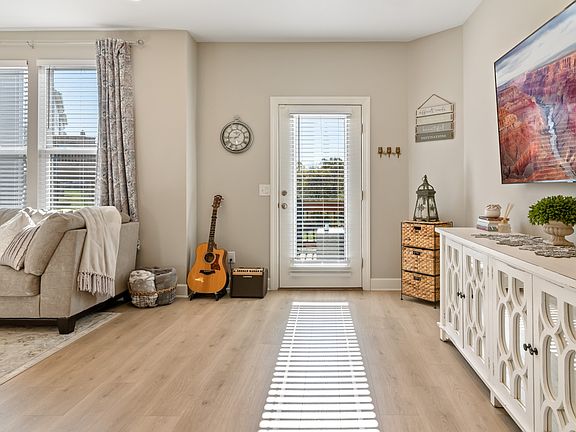 5th image of 2257 Belle Creek Way