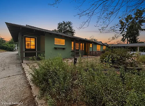 1580 E Via Verde St Photo 1