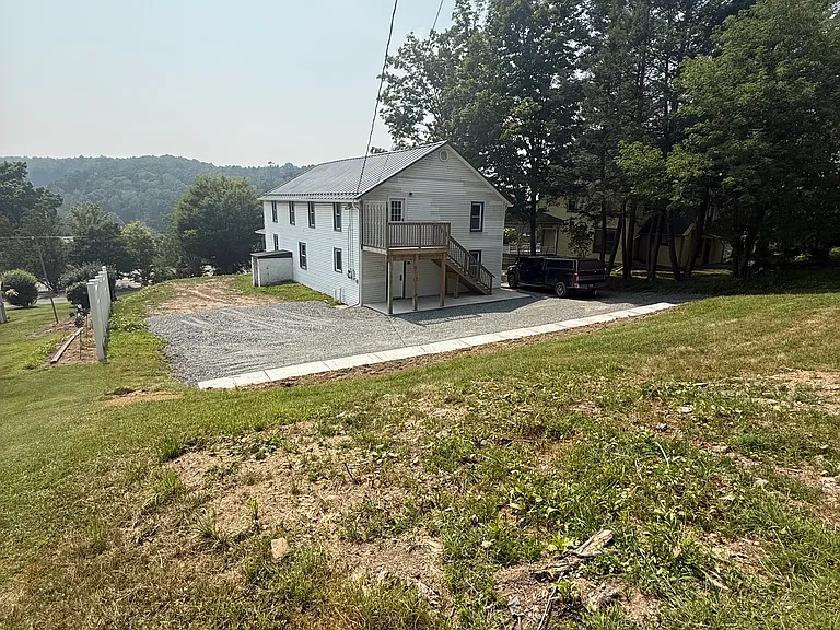 101 Kemmerer Ave #107B — Photo 2