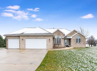12059 Truman Dr, Rockton, IL 61072