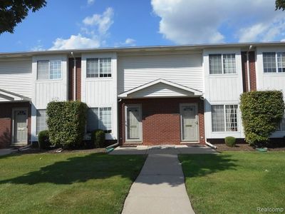 4951 Crooks Rd #1, Royal Oak, MI, 48073