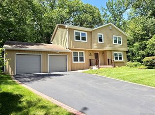 600 Scraggy Hill Road, Port Jefferson, NY 11777