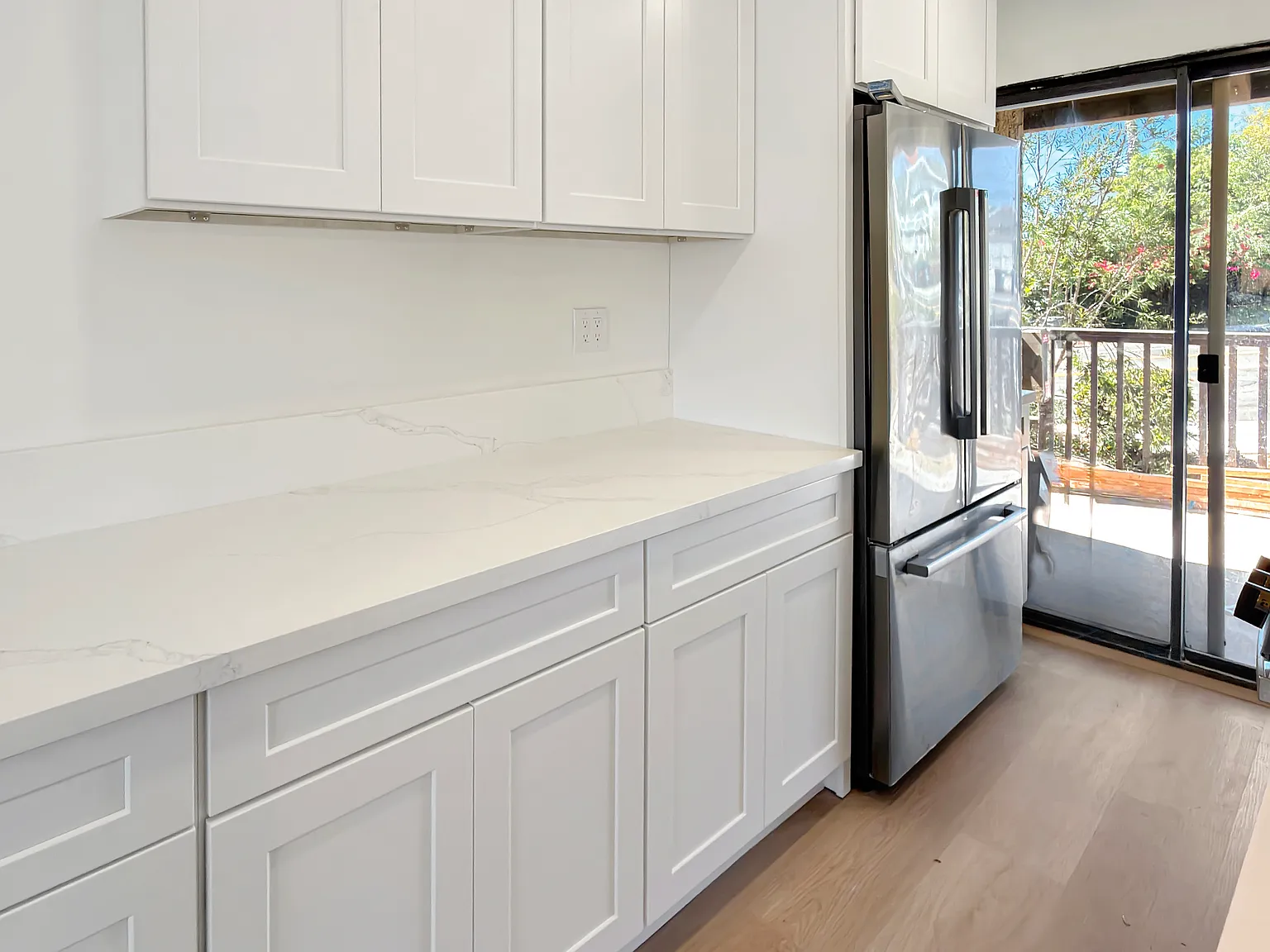 2 bed, 1.5 bath, 1209 sqft, $4,999 — Photo 4