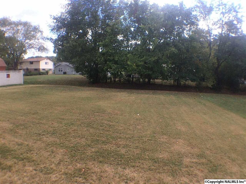 2nd image of 4704 Wheaton Ln NW
