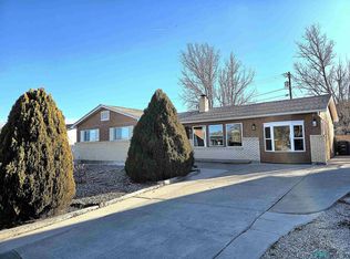 703 Julie Dr, Gallup, NM 87301