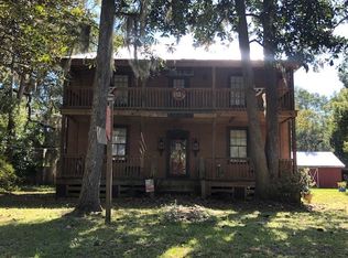 1057 Scott Rd SE, Darien, GA 31305