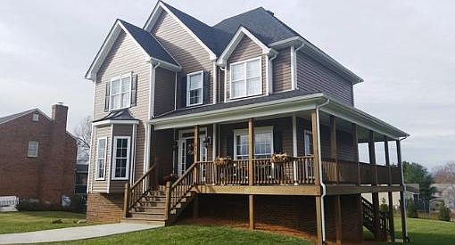 1st image of 315 Meadows Dr