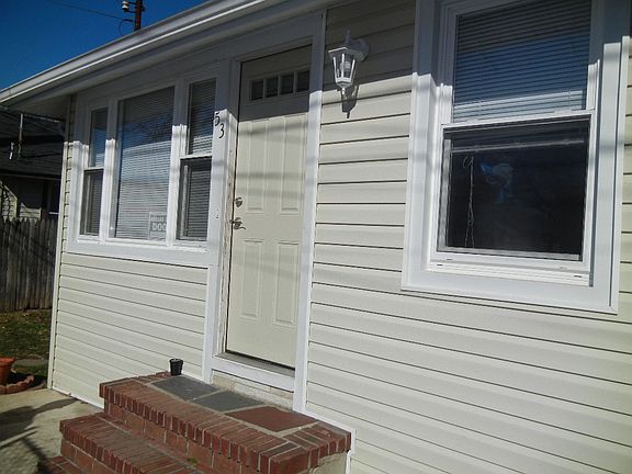 3rd image of 53 Seafoam St