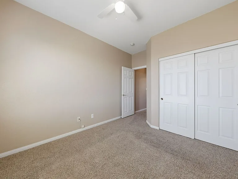 11825 Amistoso Ln — Photo 25
