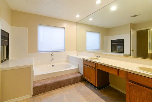 11815 Sunrise Dr Photo 1