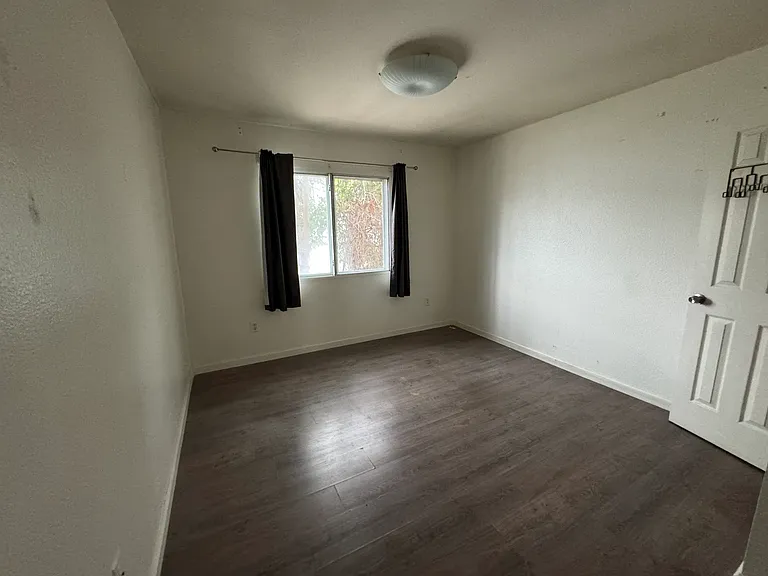 1050 Scott St #2 — Photo 16