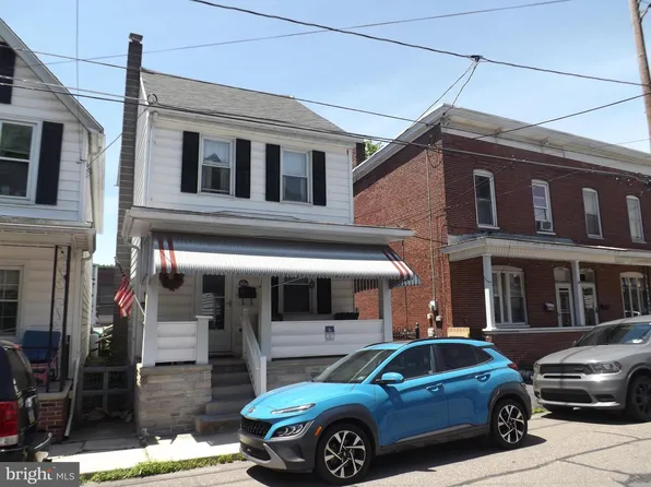 228 S Morris St, Saint Clair, PA 17970
