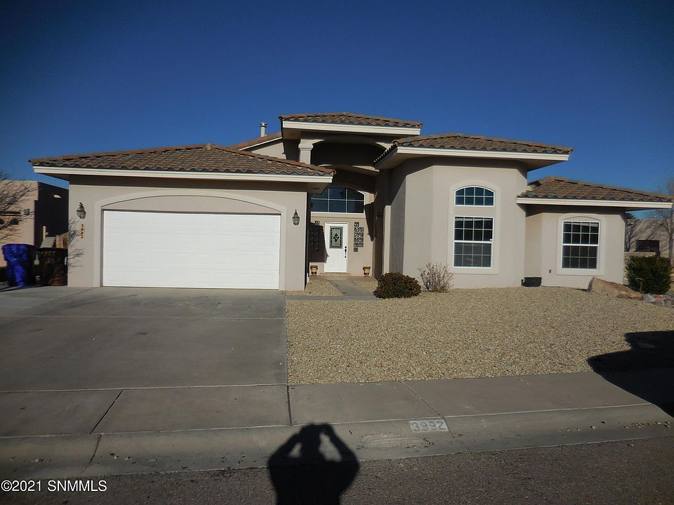 1st image of 3992 Tiger Woods Dr