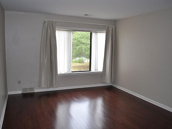 4th image of 2132 Pauline Blvd APT 208